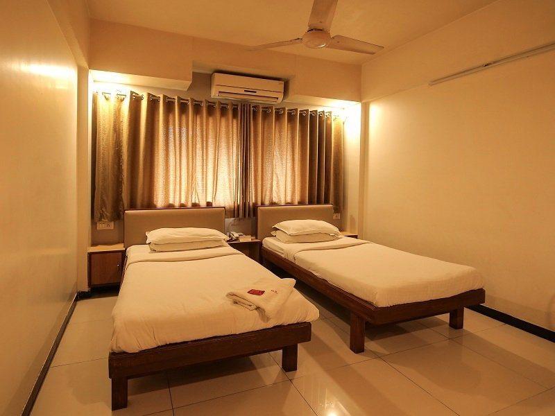 Hotel Sangam Karad Luaran gambar