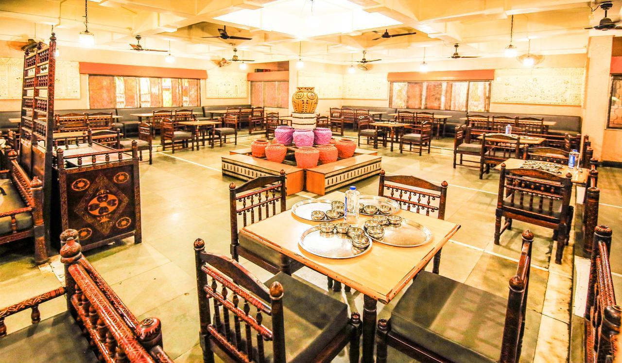 Hotel Sangam Karad Luaran gambar