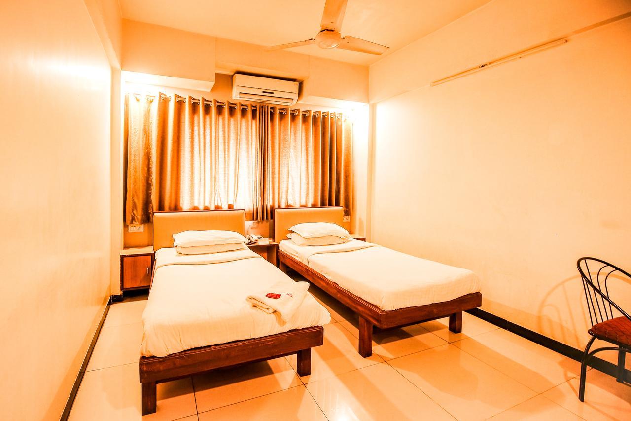 Hotel Sangam Karad Luaran gambar