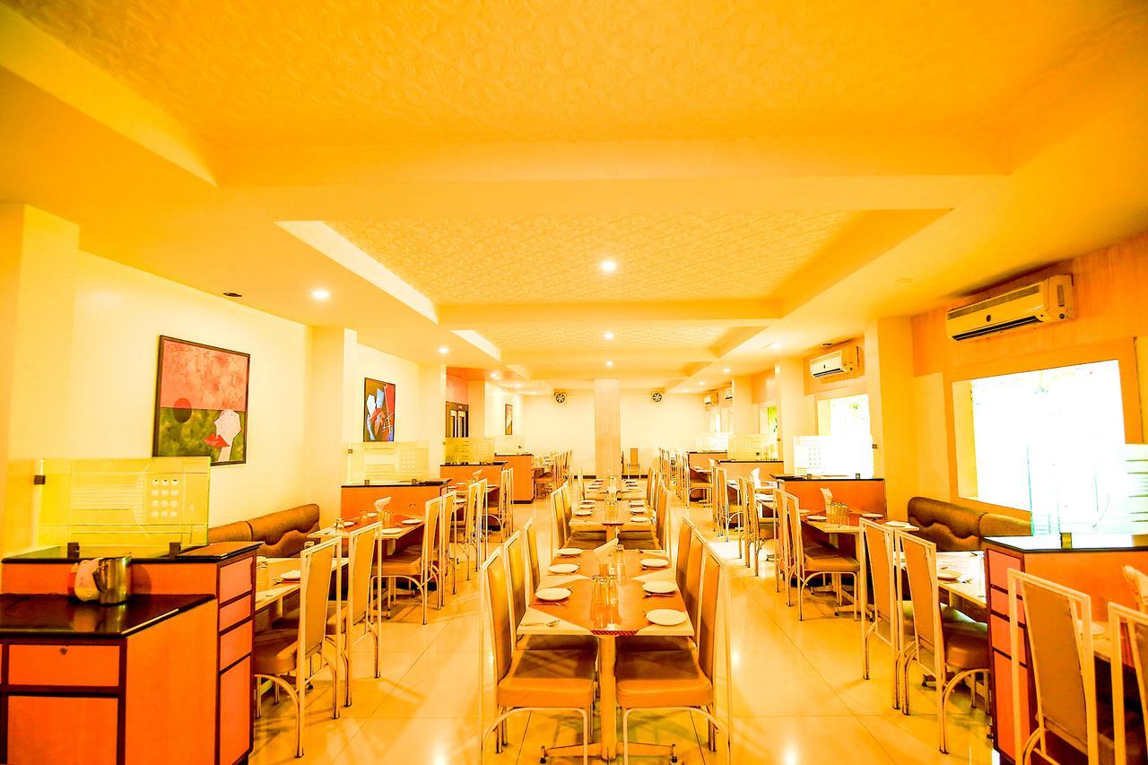 Hotel Sangam Karad Luaran gambar
